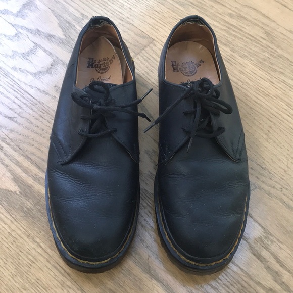 Dr. Martens Shoes - Vintage Dr. Martens 1461 Low Top 3 Eye Oxfords